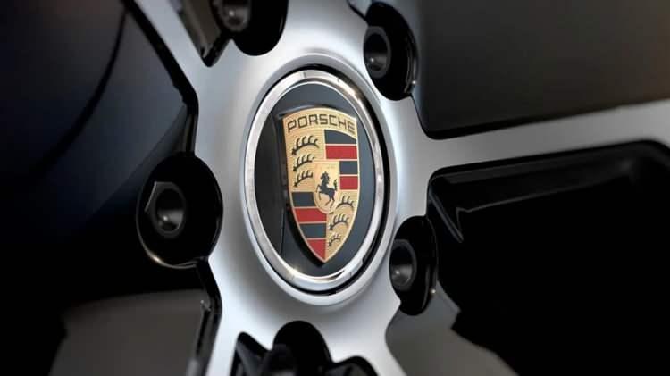 <p><strong>PORSCHE</strong></p>

<p>Satış Adedi: 30</p>
