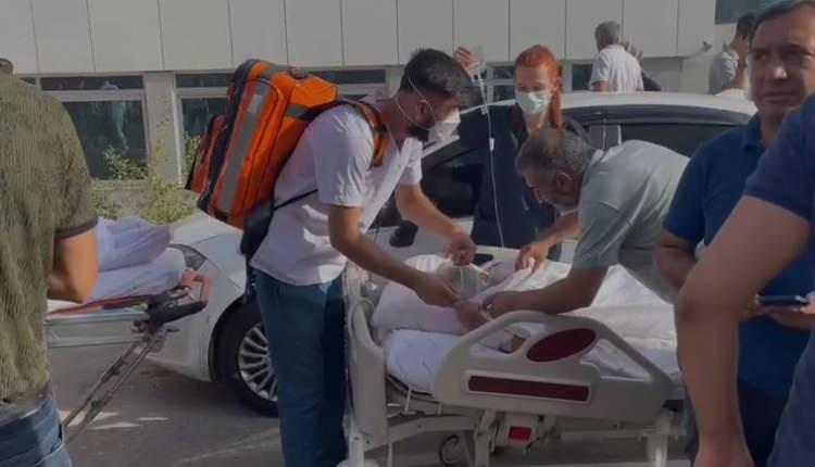 <p>Tahliye edilen hastaların durumunun iyi olduğunu aktaran Bedir, şunları kaydetti:</p>
<p>"Şu anda tüm hastalarımız sağlıklı bir şekilde tahliye edildi. Hiçbir can kaybımız yok. Yaklaşık 30 bebek de tahliye edildi. Tüm hastalarımızın tedavileri sürüyor. Can kaybı olmadığı için mutluyuz."</p>
