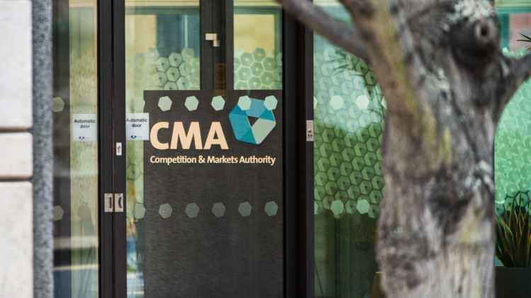 <p>Satın almanın boyutu büyük olunca Rekabet ve Piyasa Otoritesi'nden (CMA) olaya el koydu. Kurum Çarşamba günü yaptığı açıklamada Microsof'a antitröst davası açıldığını duyurdu. Soruşturma nedeni olarak, <em>"Birleşik Krallık'taki herhangi bir pazarda veya pazarlarda mal veya hizmetler için rekabetin önemli ölçüde azalmasıyla sonuçlanıp sonuçlanmayacağını görmek için bekleyen birleşme araştırılacak"</em> denildi.</p>
<p>CMA, kararını 1 Eylül'de açıklayacak.</p>