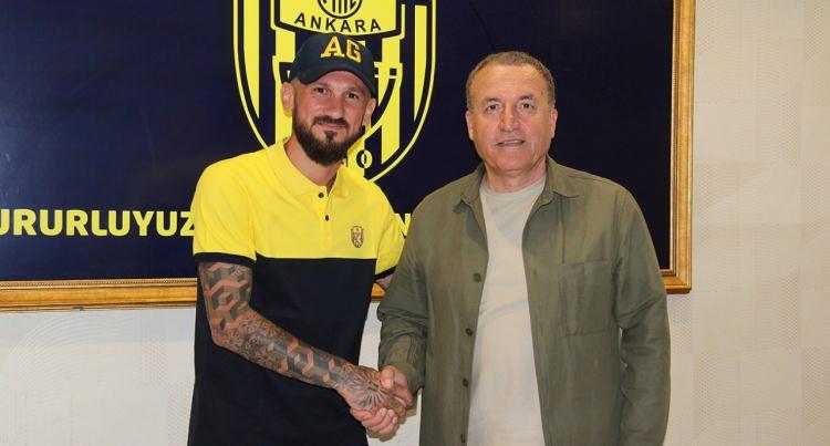 <p><strong>Ankaragücü:</strong> Oğuz Ceylan</p>

<p><strong>Sözleşme Süresi:</strong> 2 yıl</p>
