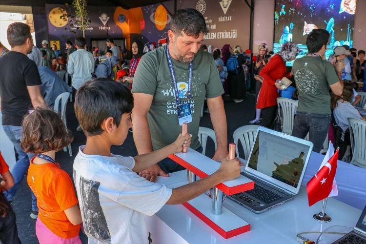 <p>"Tüm vatandaşların etkinliğe katılmasını tavsiye ediyorum. Bilgi sahibi oluyoruz. Etkinliğin farklı şehirlerde düzenleniyor olması çok güzel.</p>
