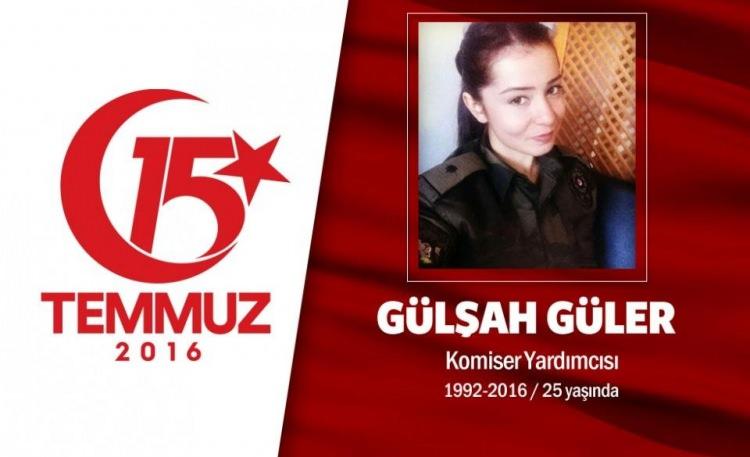 <p>24 yaşındaki Gülşah Güler özel harekat polisiydi. Gazi Üniversitesi Resim Öğretmenliği son sınıf öğrencisiyken açılan Komiser Yardımcılığı sınavına girmiş, polis olmaya hak kazanmıştı. 2 yıllık polisti. İlk görev yeri Gölbaşı Ankara Özel Harekat Daire Başkanlığı'ydı.15 Temmuz gecesi hain darbecilerin gasp ettikleri savaş uçaklarıyla yaptığı saldırıda şehit düştü. Şehit Komiser Yardımcısı Gülşah Güler 15 Temmuz gecesi hainlerin attığı bomba ile şehit düştü. Şehidin annesi, “Senin süslerine kurban olurum, bayrağına kurban olurum kızım. Gelin olamadın mı sen kızım” diyerek gözyaşı döktü. Şehit Özel Harekat Komiser Yardımcısı Gülşah Güler, memleketi Hatay Kırıkhan'da son yolculuğuna duvağıyla uğurlandı. </p>