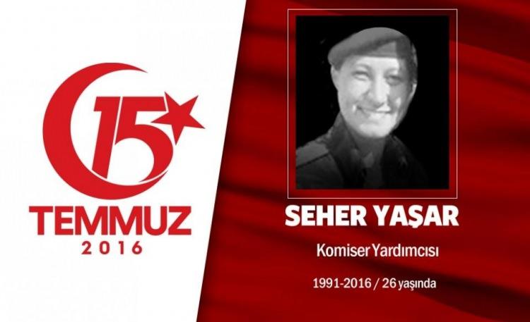 <p>O gece nişanları vardı, ikisi de şehit düştüler. 24 yaşındaki Seher Yaşar, özel harekat polisiydi. Komiser Seher Yaşar ile meslektaşı Özel Harekât Polisi Halit Gürsel’in 15 Temmuz gecesi nişan törenleri vardı. . Darbe girişimi nedeniyle yeniden göreve çağrılınca nişanı bir gün sonraya ertelediler. Genç özel harekât polisleri, cuntacılarla omuz omuza mücadele ederken hainlerin bombalı saldırısında şehit oldular. Şehit Seher Yaşar’ın annesi, "Kızım annen burada dik duruyor. Bak ağlamıyor" diyerek feryat etti. Şehit Seher Yaşar, Ankara Polatlı Şehitler Mezarlığı'nda son yolculuğuna uğurlandı. </p>