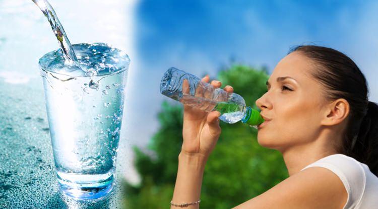 <p><span style="color:#000000"><strong>Sağlık açısından olmazsa olmaz ve yaşamın devamı için gerekli olan suyu doğru zamanda içmek vücudunuza yapacağınız en önemli yatırımlardan biridir. Uzmanlar zayıflamak isteyen kişilerin suyu ideal belirlenen zamanlarda tüketmelerini gerektiğiniz altını çiziyor. Peki su içmek için en doğru zaman ne zaman? Kilo almamak için su hangi vakitlerde içilmeli ? işte su tüketimi ile ilgili merak edilenler...</strong></span></p>
