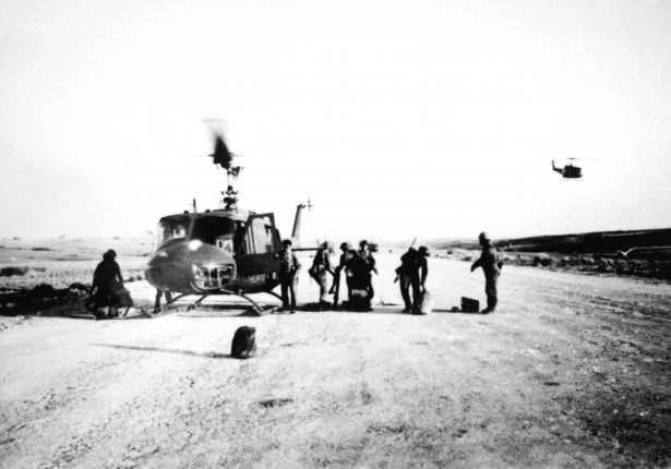 <p>Helikopterlerle Taşınan Takviye Birlikleri Kıbrıs'ta…</p> <p> </p> 