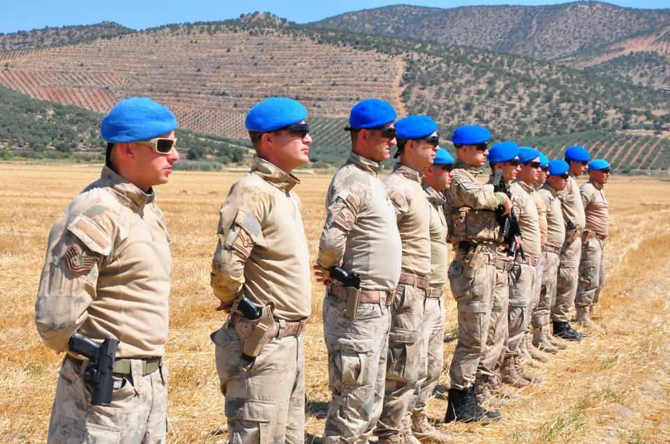 <p>Salihli, Saruhanlı ve Gölmarmara ilçelerinin sınırında yer alan, 'Ulusal Öneme Sahip Sulak Alan' tescilli, 'kuş cenneti' olarak bilinen Marmara Gölü, yaşanan su kaybı nedeniyle kurudu. </p>

<p> </p>
