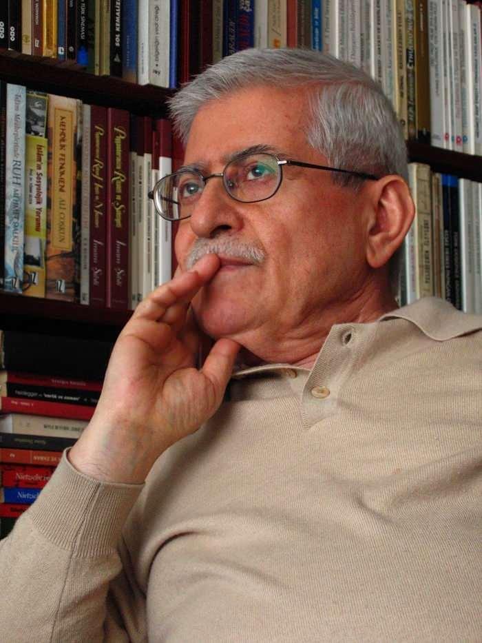 <p>1975'te Kültür Bakanlığı'nda Bakan Müşaviri olan Rasim Özdenören, 3 sene boyunca da aynı kurumda müfettişlik görevine devam etti. Daha sonra yazar olabilmek maksadı ile görevinden ayrıldı. </p>
<p> </p>
<p> </p>