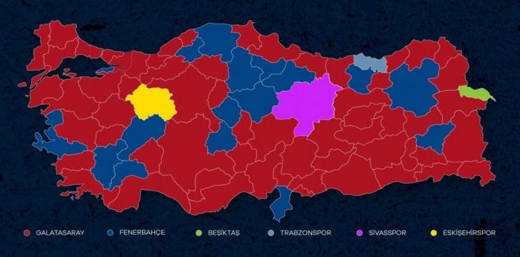 <p><strong>İstanbul’da Galatasaray, İzmir’de Fenerbahçe lider</strong><br />
<br />
Türkiye’nin birçok ilinde taraftarlık oranlarıyla da kendini gösteren Galatasaray ve Fenerbahçe arasındaki ezeli rekabette, İstanbul ilinde yüzde 38,9 oranla Galatasaray birinci olurken, İzmir’de yüzde 34,3 oranla Fenerbahçe birinci oldu. Taraftarların yarısı takım tercihlerinde kimsenin etkisi altında kalmadığını belirtti.</p>
