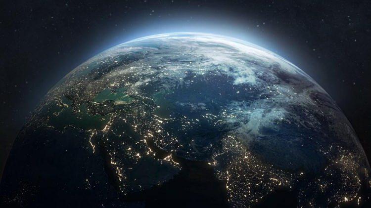 <p>29 Haziranda'da da Dünya kendi etrafındanki dönüşünü öngörülenden hızlı bir şekilde tamamladı. Bu da günün 1,59 milisaniye daha kısa sürmesine neden oldu.</p>