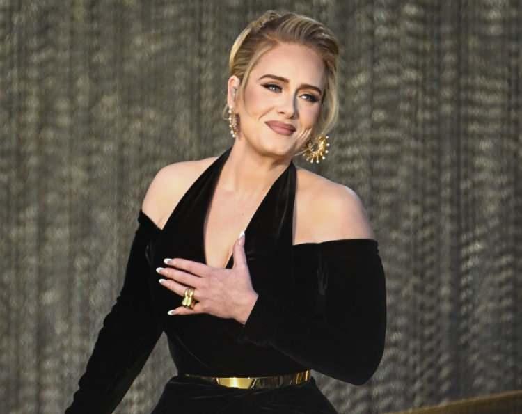 <p><strong>Adele'yi yakından görmek için hayranlarının 40 bin dolar gözden çıkarması gerekiyor. </strong></p>
