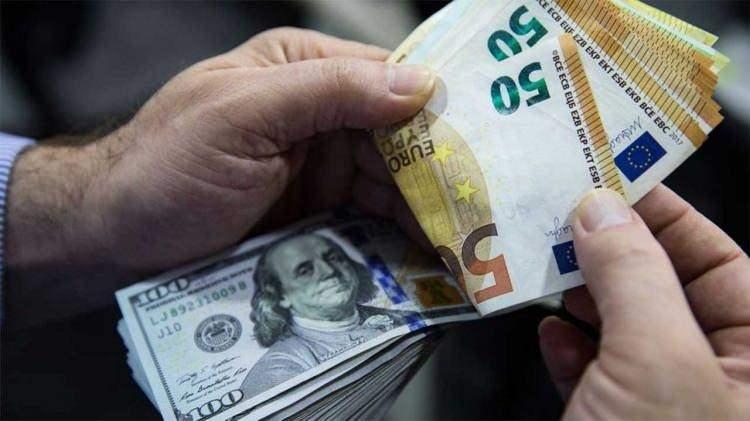 <p>Powell, ABD ekonomisinin henüz resesyonda olduğunu düşünmediğini belirterek, faiz artışlarının bir noktada yavaşlaması gerektiğini ancak bu duruma gelecek veriler ışığında karar vereceklerini dile getirdi.</p>