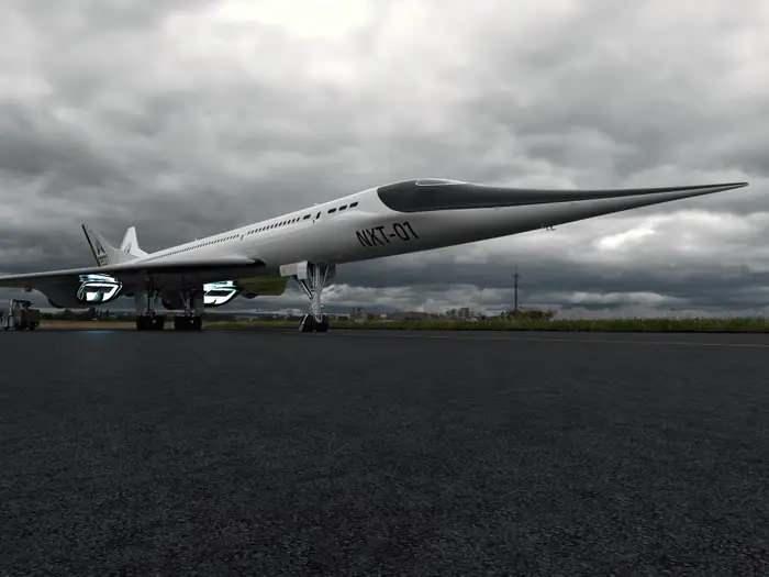 <p>Güney Afrikalı milyarder Priven Reddy'nin şirketi EON Aerospace da çevre dostu ultra hızlı bir jet olan EON nxt-01 ile süpersonik pazara girmeye hedefliyor. Uçak, Mach 1.9 ile uçacak. Çevre dostu olan uçak 88 koltuğa sahip olacak. EON, jeti 2029 yılına kadar hizmete sokmayı umuyor.</p>