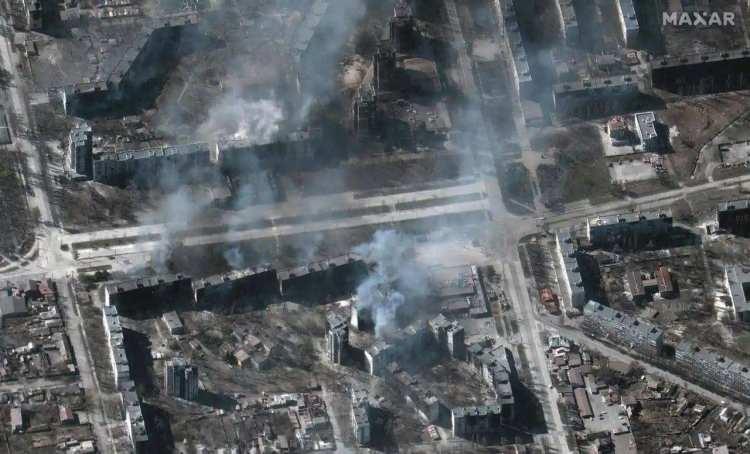 <p>Ukrayna Savunma Bakanı Aleksey Reznikov daha önce Batı medyasına verdiği bir demecinde, Devlet Başkanı Vladimir Zelenskiy'nin Ukrayna birliklerine bir plan geliştirmeleri ve Rus ordusunun kontrolüne geçen bölgeleri geri almaları emrini verdiğini söylemişti.</p>