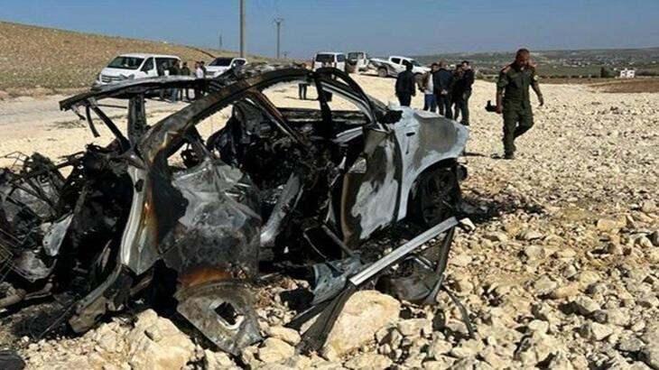 <p>MİT’in sahadaki istihbarat personellerinden derlediği bilgilerle düzenlenen operasyonda, iki üst düzey sorumlu kadrosunu kaybeden terör örgütü YPJ’nin ağır darbe aldığı belirtildi.</p>
