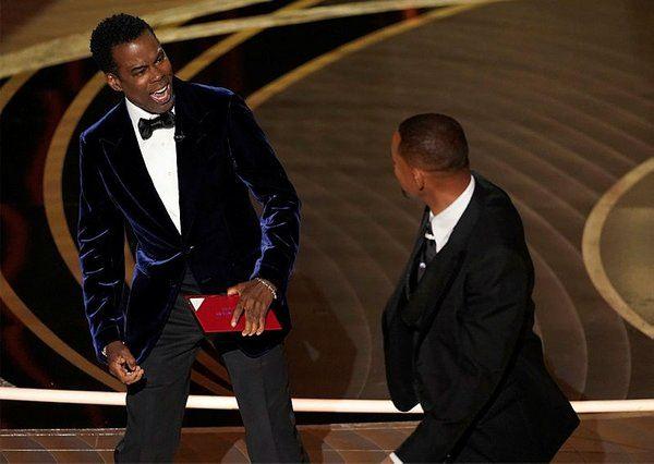 <p><span style="color:#000080"><strong>Bu yılki Oscar Ödül Töreni, büyük bir skandala sahne olmuş ve günlerce gündemden düşmemişti. Geceye damgasını vuran olay ise Will Smith ve Chris Rock arasında yaşanmıştı.</strong></span></p>
