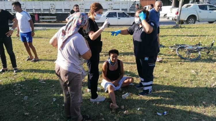 <p>SERVİS OTOBÜSÜ KIRMIZI IŞIKTA GEÇTİ İDDİASI</p>
<p>Kazayı gören Harun Işık isimli sürücü, kendisinin de Aşağı Işıklar istikametinden geldiğini belirterek, “D-400 Karayoluna geldiğimizde kırmızı ışıkta bekledik. </p>