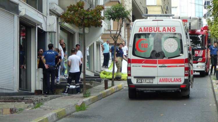 <p>N.G, olay yerine gelen polis ve sağlık ekiplerinin eve girmemesi için pencereden kaynar su dökmeye başladı.</p>