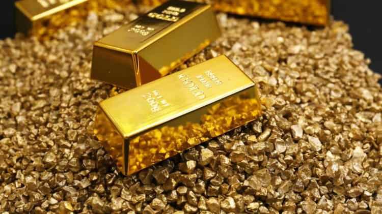 <p>Altının gram fiyatı, yeni güne yükselişle başlamasının ardından saat 10.30 itibarıyla önceki kapanışının yüzde 0,8 üzerinde 992 liradan işlem görüyor.</p>

