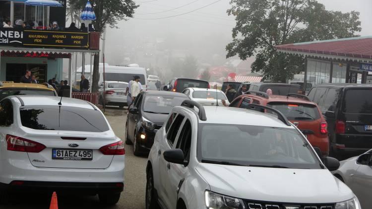 <p>Turizmcilik sektöründe uğraş veren Okan Eşkin, Trabzon’un bu sezon turizm açısından hedefine ulaştığını belirterek,</p>
