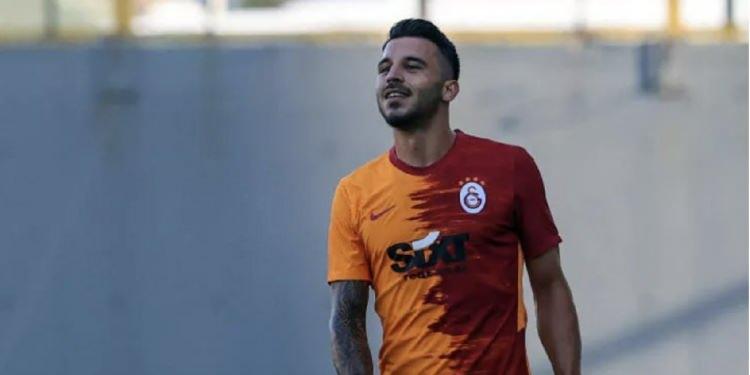 <p><strong>Göztepe, Aytaç Kara'yı transfer ediyor!</strong></p>

<p>Spor Toto 1’inci Lig ekiplerinden Göztepe’de orta saha oyuncusu Aytaç Kara’nın 1 sezon daha kiralanması gündeme geldi. </p>
