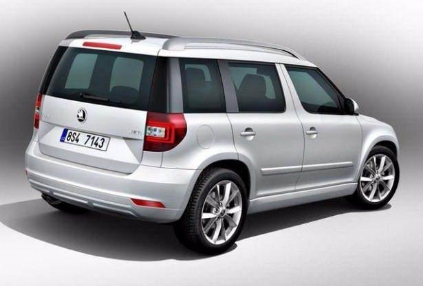 <p><strong>SKODA ROOMSTER</strong></p>
<p>Geri vitese takınca egsos gazını içeri almasın diye hava girişini kapatır. İç sirkülasyon özelliği otomtik olarak devreye girer</p>