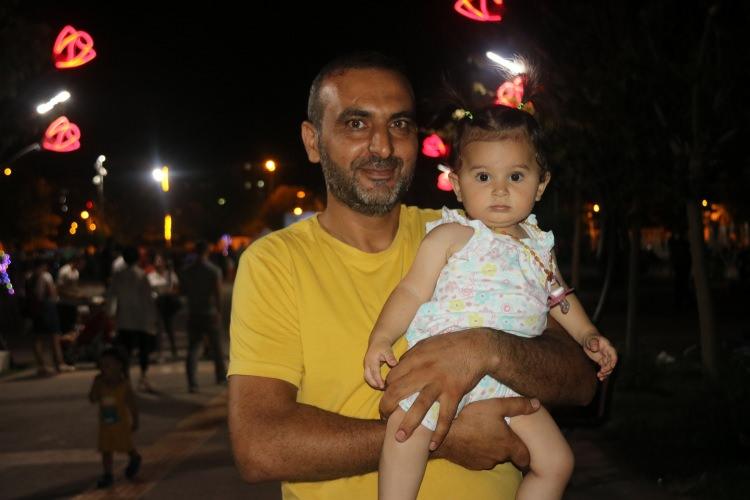 <p>"Sıcaklardan piyasada işler düşüyor"</p>