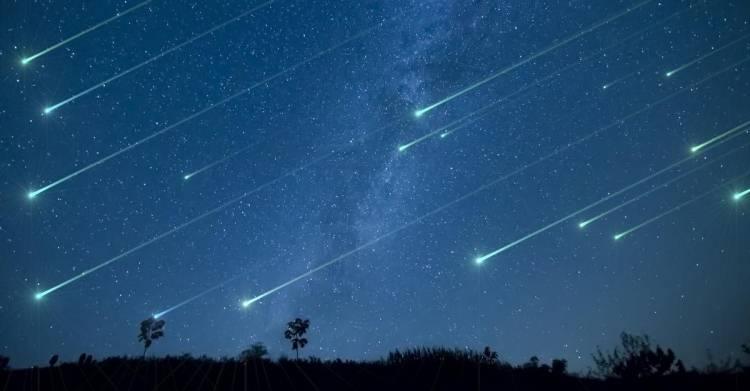 <p><strong>Meraklılar yüksek kesimlere çıkıyor</strong></p>
<p>Sayılı günlerin kaldığı Perseid meteor yağmurunu izlemek için gökyüzü meraklıları, şehir ışıklarından uzak alanlarda hem fotoğraf çekimi hem de çıplak gözle bu şöleni seyredebilmek için programlar hazırladı.</p>