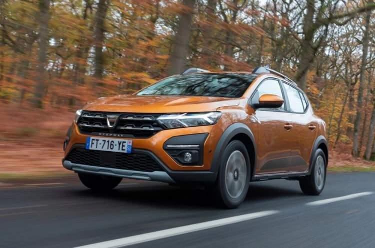 <p><strong>DACİA </strong></p>
<p> </p>
<p>SANDERO STEPWAY</p>
<p>Comfort 1.0 Turbo 90 bg-</p>
<p><strong>455.000 </strong>TL</p>
<p> </p>
<p>Comfort 1.0 Turbo ECO-G 100 bg</p>
<p>Fiyatı- <strong>469.000 </strong>TL</p>
<p> </p>
<p>Prestige 1.0 Turbo X-tronic 90 bg - <strong>505.900 </strong>TL</p>