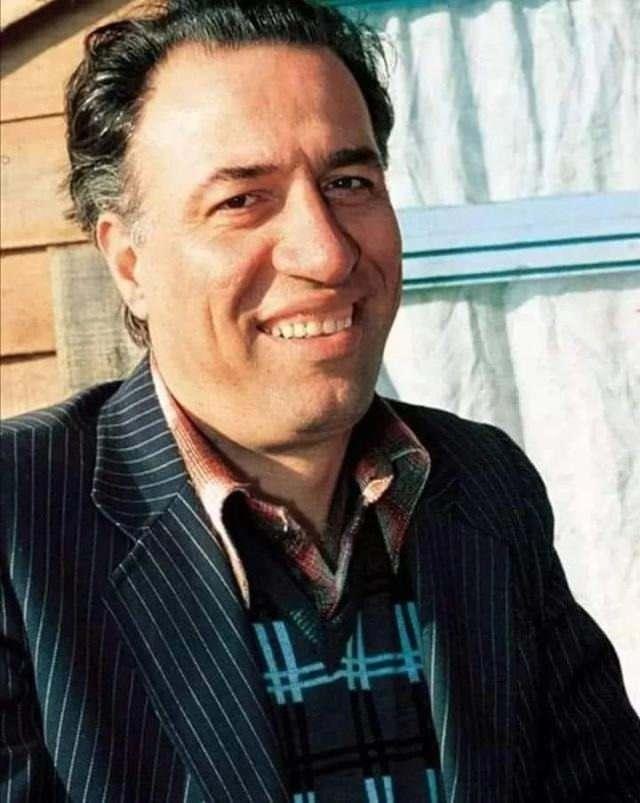 <p><span style="color:#000000"><strong>Ali Sunal'ın açıklamalarının ardından hiçbir şekilde geri adım atmayan Halit Sunal ise "Benim hakkımda bir daha konuşma son uyarım" ve "Beni kimse durduramaz, kanala çıkarım, Türkiye yüzünüze tükürür" ifadeleriyle tehdit savurdu.</strong></span></p>