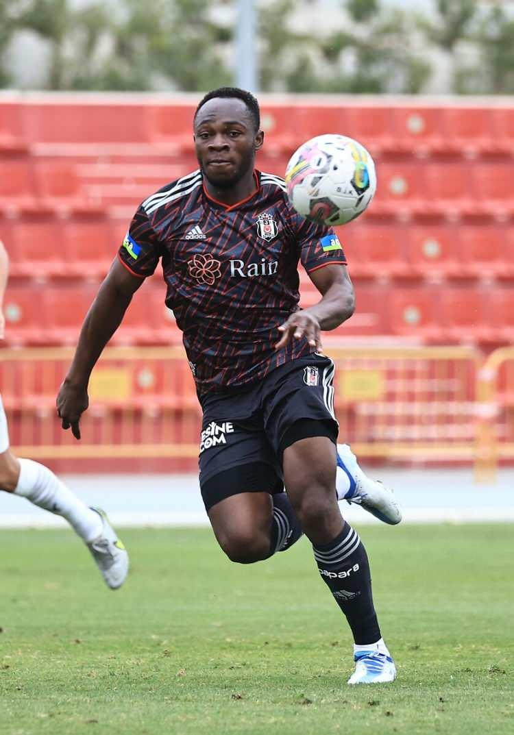 <p>Jackson Muleka</p>
