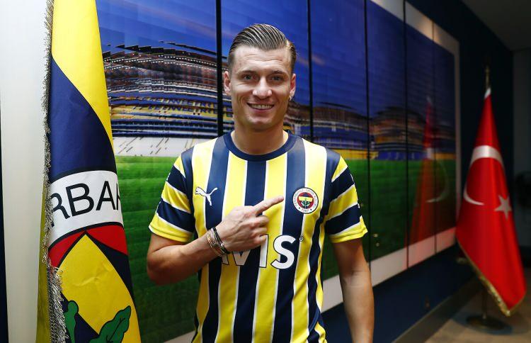 <p>Ezgjan Alioski</p>
