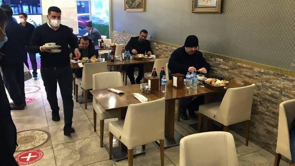 <p>Meslek: Garson (Servis Elemanı)<br />
Açık iş sayısı: 1.253</p>
