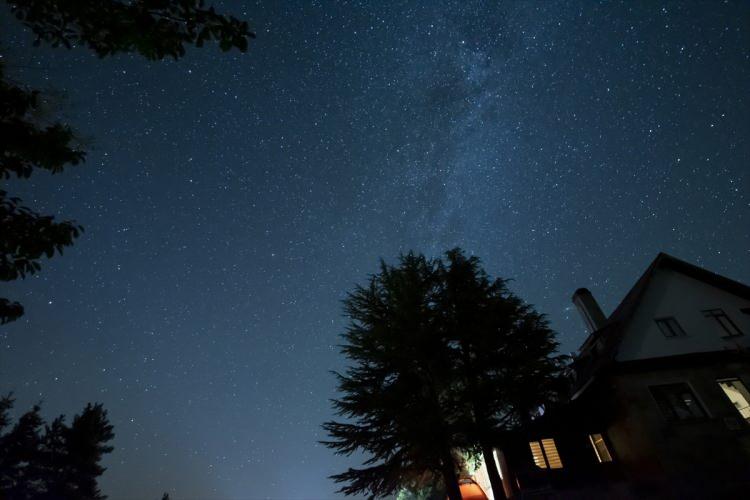 <p>Ankara Astronomi Topluluğu üyeleri, Beypazarı ilçesindeki bin 500 rakımlı Karagöl'de gökyüzünü inceledi.</p>

<p> </p>
