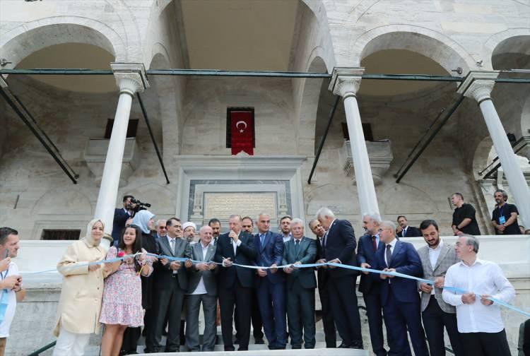 <p><strong>MÜJDELİ HABER</strong></p>

<p>İnşallah yakında da Barbaros Hayrettin Paşa Camii'ni açacağız. </p>
