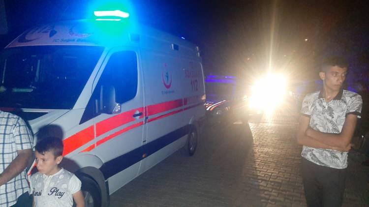 <p>B.Ö, bu sırada babasının beylik tabancasını alarak aile fertlerine doğru ateş etmeye başladı. </p>