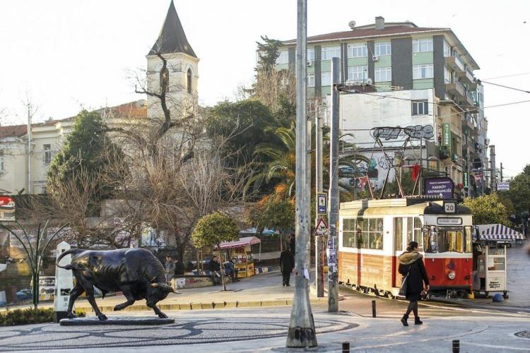 <p>Kadıköy Nüfusu: 485 bin 233 kişi<br />
En çok hangi ilden vatandaş var: İstanbul (Yerlilerinin en fazla bulunduğu ilçe Kadıköy) </p>
