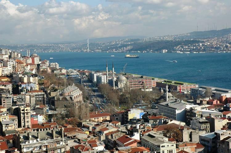 <p><strong>Beyoğlu Nüfusu:</strong> 233 bin 322 kişi<br />
<strong>En çok hangi ilden vatandaş var:</strong> Giresun</p>
