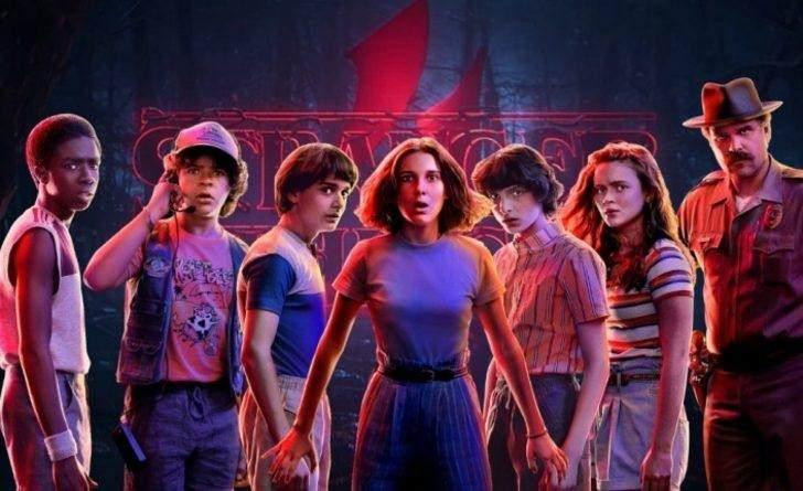 <p><span style="color:#B22222"><strong>STRANGER THINGS OYUNCULARI</strong></span></p>

<p><span style="color:#000000"><strong>Wiona Ryder</strong></span></p>

<p><span style="color:#000000"><strong>David Harbour</strong></span></p>

<p><span style="color:#000000"><strong>Millie Bobby Brown</strong></span></p>

<p><span style="color:#000000"><strong>Finn Wolfhard</strong></span></p>

<p><span style="color:#000000"><strong>Gaten Matarazzo</strong></span></p>

<p><span style="color:#000000"><strong>Caleb McLaughlin</strong></span></p>

<p><span style="color:#000000"><strong>Noah Schnapp</strong></span></p>

<p><span style="color:#000000"><strong>Sadie Sink</strong></span></p>
