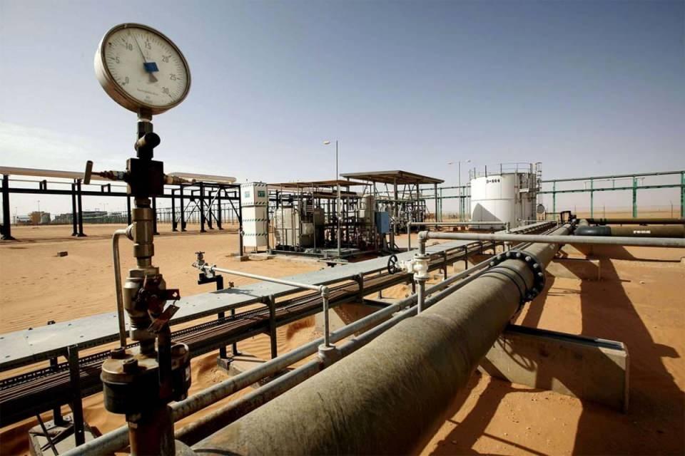 <p><strong>Libya</strong></p>

<p>48 milyar varil</p>
