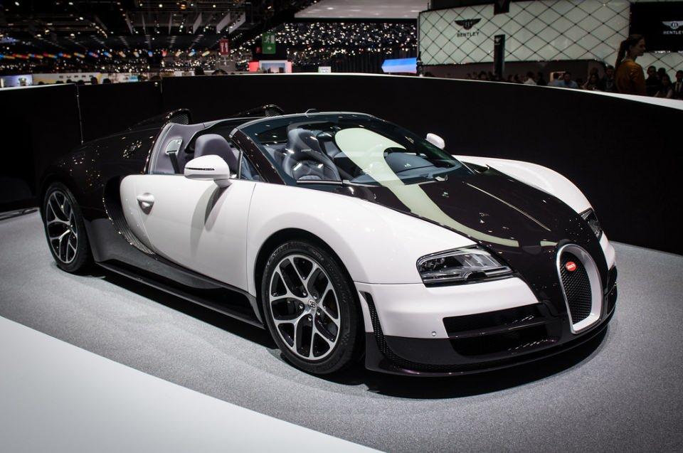 <p>Bugatti Veyron by Mansory Vivere </p>
