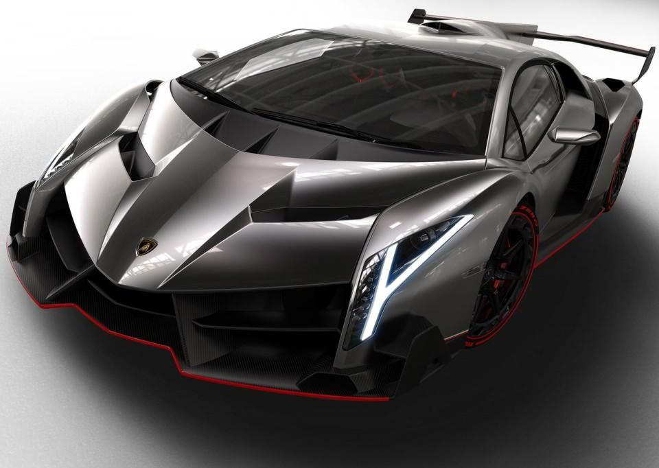 <p><strong>2. Lamborghini Veneno </strong></p>

<p>Fiyat: $4,5 milyon dolar</p>
