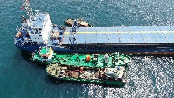<p>Erdinçler, "Canlıların yaşamını da etkiliyor. Diğer taraftan Marmara Denizi'nin çok hassas bir noktaya geldiğini hepimiz geçen yıl son derece ciddi ve acı bir şekilde deneyimledik. </p>
