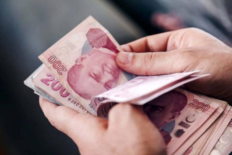 <p>Böyle bir durumda ise emekli olacak kişinin hangi sigortalılık statüsünden emekli olacağı en çok merak edilen konular arasında.</p>