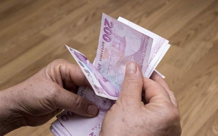 <p>11 Ekim 2008’den önce sigortalı olanların hangi sigortalılık statüsünden emekli olacağını son 7 yıl kuralı belirliyor.</p>