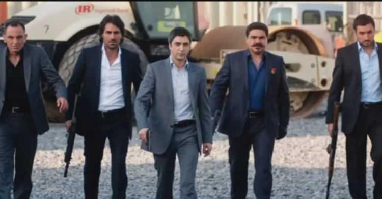 <p><span style="color:#800000"><strong>Yayın hayatına 2003 yılında Show TV'de başlayan ve kısa sürede milyonların beğenisini kazanan Kurtlar Vadisi dizisi, Türk televizyon tarihine damgasını vuran yapımlar arasında... </strong></span></p>