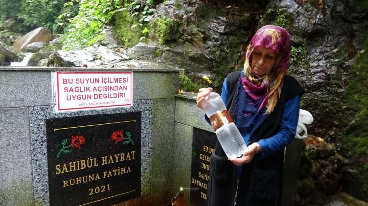 <p class="MsoNormal"><strong>“150 YILLIK BİR MAZİSİ VAR”</strong></p>
<p class="MsoNormal"><br />
Yapılan tahliller ile suyun bozuk olduğuna inanmadığını ifade eden Andon'da tesis sahiplerinden Sedat büyük ise "Biz çocukluğumuzdan beri buraya gelirdik. Eskiden buranın girişinde üzerinde nelere iyi geldiğini yazan büyük bir tabela olurdu. Buranın 150 yıllık bir mazisi var. <o:p></o:p></p>