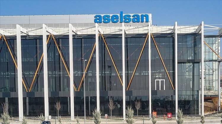 <p>Türk savunma sanayisinin önde gelen firmalarından ASELSAN, tam 25 yıl önce yani 1997 yılında teknolojide devrim yaratan bir telefon üretmişti. </p>
