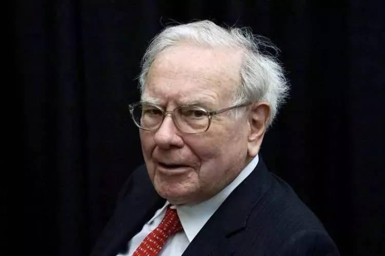 <p>6- WARREN BUFFETT: 96 MİLYAR DOLAR</p>