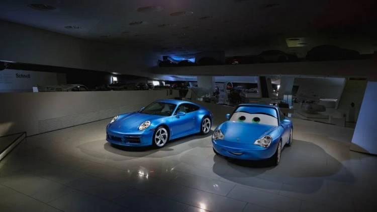 <p>Kasım ayında ortak bir çalışmaya başladıklarını açıklayan Pixar ve Porsche, <strong>'Arabalar'</strong> filminin sevilen karakteri Sally'yi gerçeğe dönüştürdü.</p>

