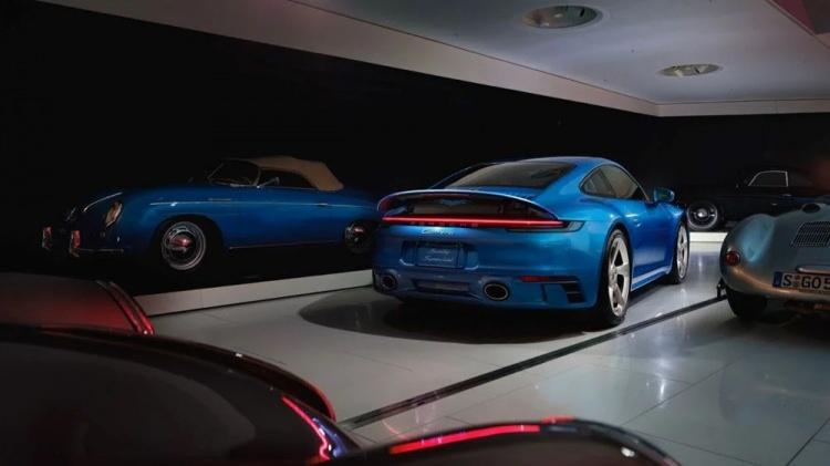 <p>'Arabalar' filmi serisinin en popüler karakterlerinden biri olan Sally için Porsche ve Pixar işbirliği yapmıştı.</p>
